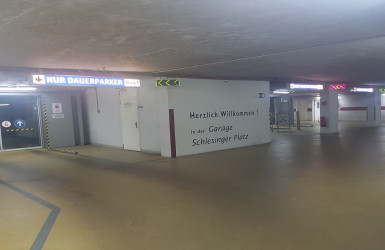 Garage Schlesingerplatz 4