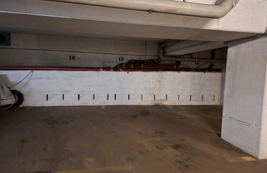 Parkplatz 15 (1)